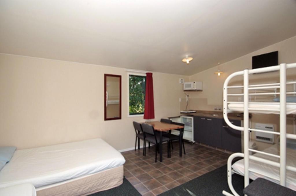 Omokoroa Kiwi Holiday Park Tauranga Oda fotoğraf